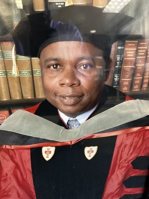 Dr. Victor Omotunde, Founder & Clinical Director